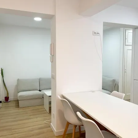 Nuevo En El Centro - 4 * Vigo